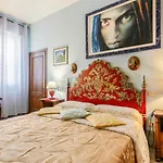 Casa Kita 3*