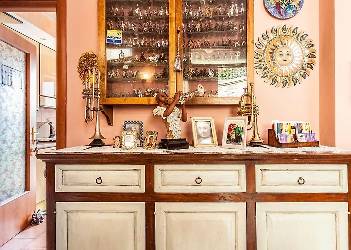 בית הארחה Casa Kita קורטונה