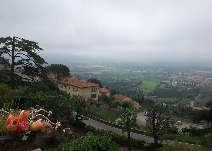 בית הארחה Casa Kita 3*