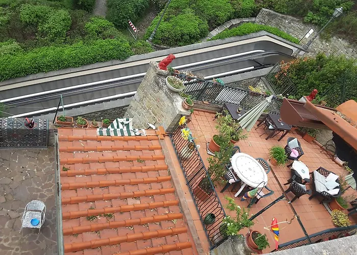 בית הארחה Casa Kita קורטונה